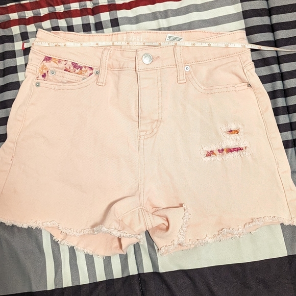 Pink High-Rise Shorts - Picture 5 of 5